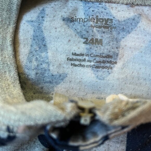 Carters 24 month footed sleeper - Picture 3 of 3